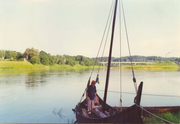 DAUGAVA. Fonā Krāslavas tilts, "piemineklis" neuzbūvētajam aizsprostam