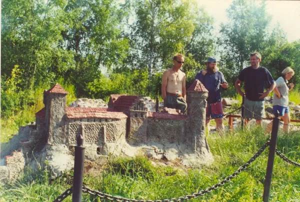 Ikdienišķā archeoloģiskā lekcija, J.URTĀNS ar cepuri